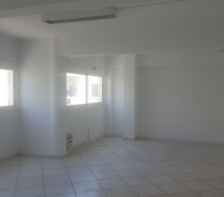 Vente immeuble de 3 façades à Casablanca de 5 étages de Plateaux bureaux situé au secteur Anfa