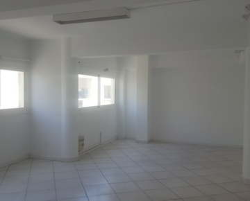 Vente immeuble de 3 façades à Casablanca de 5 étages de Plateaux bureaux situé au secteur Anfa