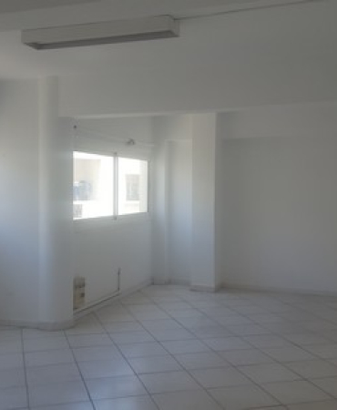 Vente immeuble de 3 façades à Casablanca de 5 étages de Plateaux bureaux situé au secteur Anfa