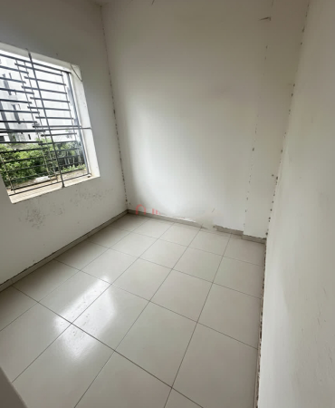 Local commercial de surface 98 m² à Bouskoura Casablanca
